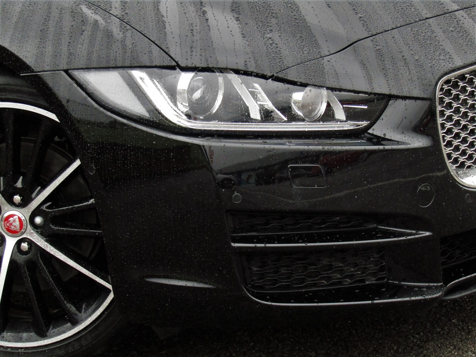 Used Jaguar XE 2.0 Portfolio D AWD 67-Reg for sale