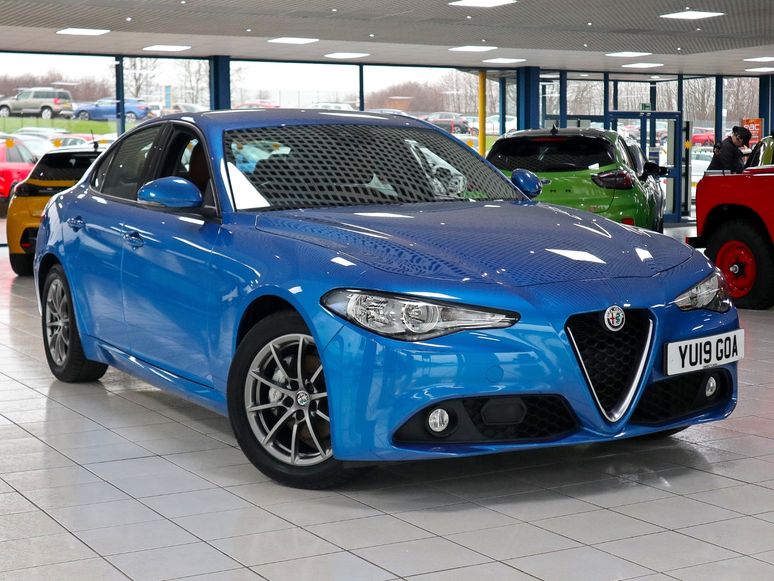 Used Alfa Romeo Giulia 2.2 Super Td 19-Reg for sale