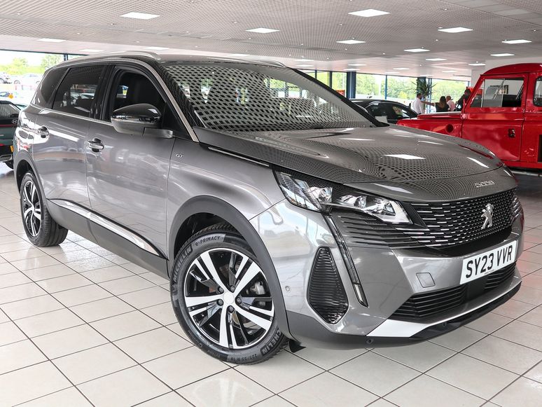 2023 Peugeot 5008